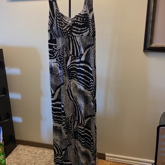 Simon  Chang Long Summer Dress (M) - Picture 2 of 3